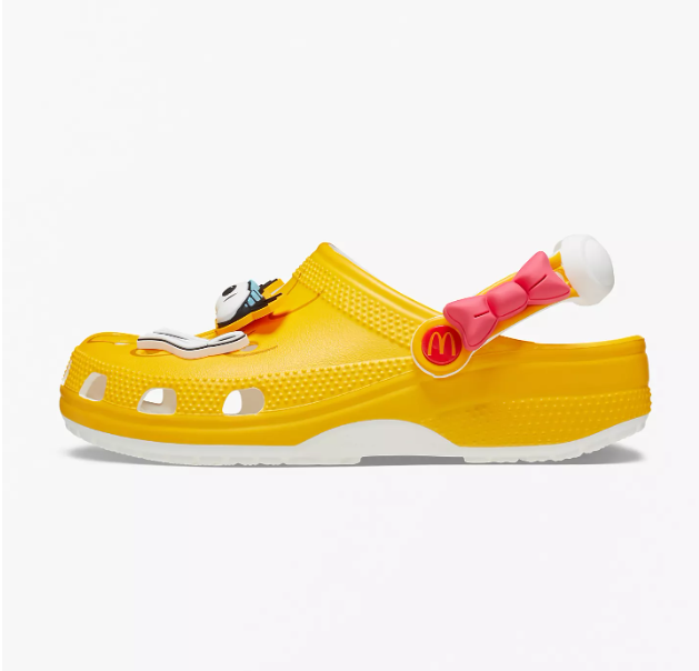$32.99 (原价 $75) Urban Outfitters官网 Crocs X McDonald s Birdie 联名款黄色女士洞洞鞋额外6折热卖 
